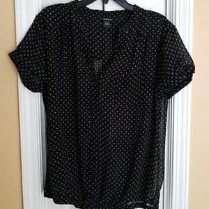 NWOT Polka dot blouse